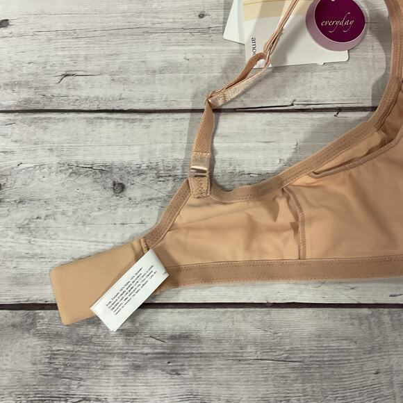 Amoena “Marlena” pocketed mastectomy Seamless Bra - Picture 10 of 12